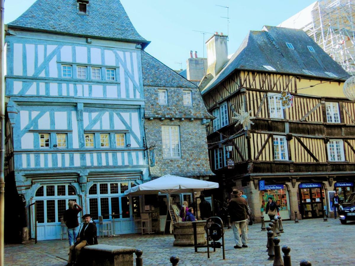 Gate House Lodge Dinan Eksteriør billede